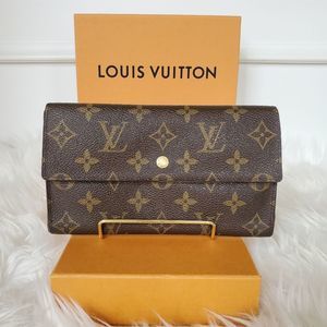Louis Vuitton Monogram International Wallet